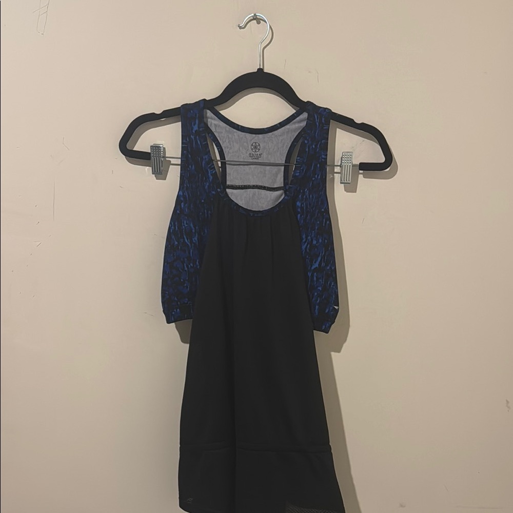 GAIAM Size large OLYMPIA Black Blue Racerback Built-in Bra Yoga Tank Top Mesh